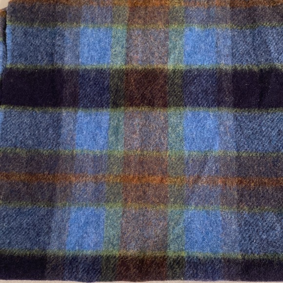 John Hanly lambwool plaid blues scarf Ireland - Picture 10 of 12